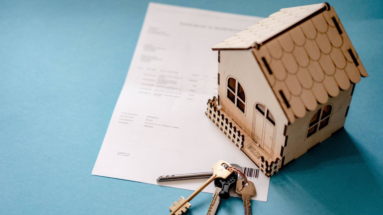 Having No Clear Financial GoalsSaving money simply because it feels like the right thing to do is better than not saving at all, but specific goals make financial planning more effective. Whether it is buying a home, building retirement savings or funding education, having a target can help determine how much to save and where to invest.
