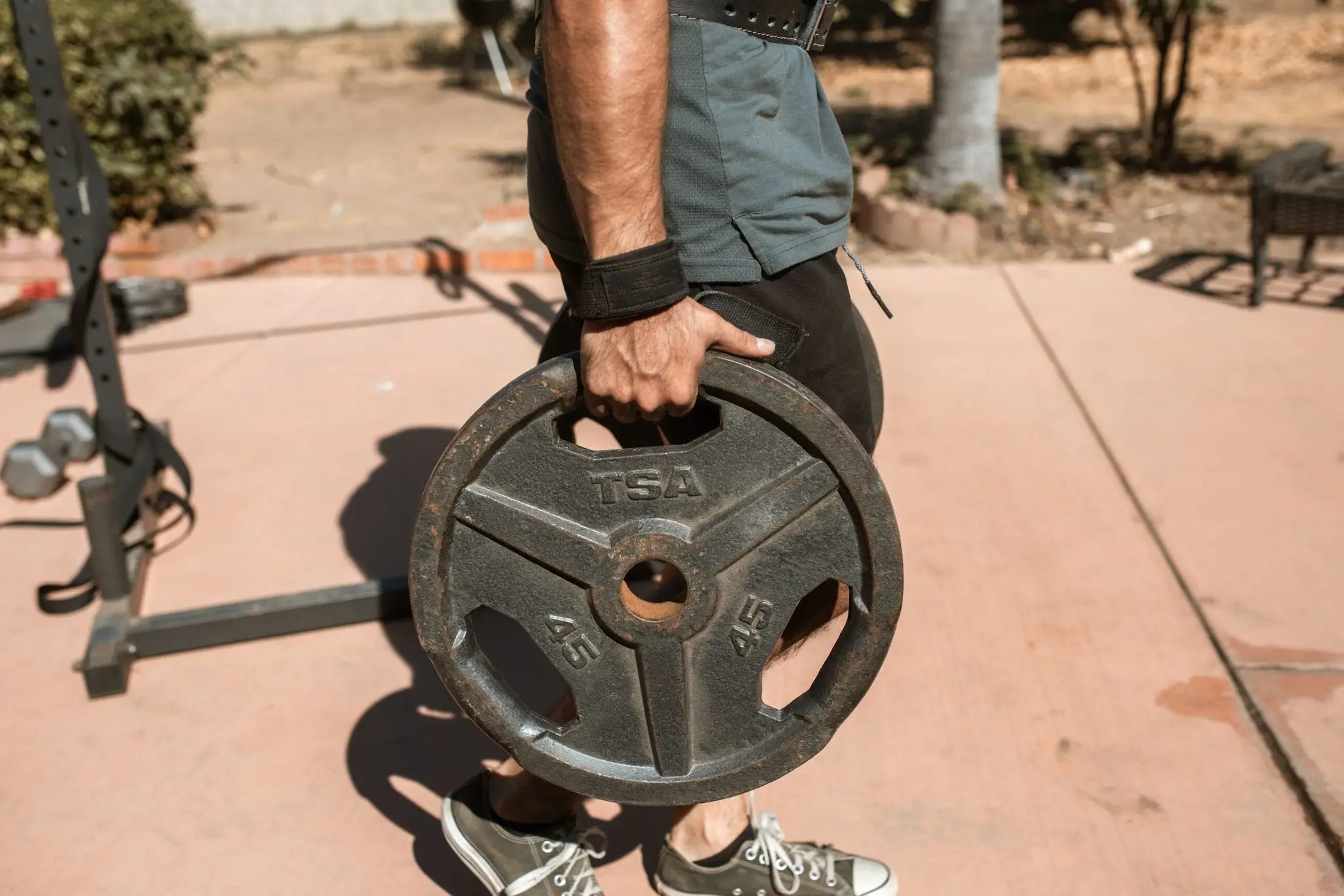 5. Farmer’s carryFor this functional strength exercise, Rakul walks while holding weights by her sides. Farmer’s carries work the grip, shoulders, arms, core, and legs, while also challenging posture and stability. The key is to walk steadily without leaning or allowing the shoulders to round.
